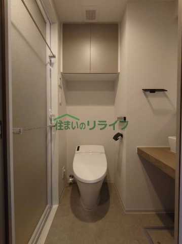 トイレ　クレヴィアリグゼ西巣鴨