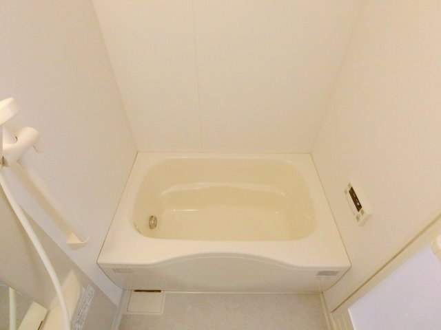 バス・シャワールーム　★浴室追焚＆浴室乾燥付きです♪