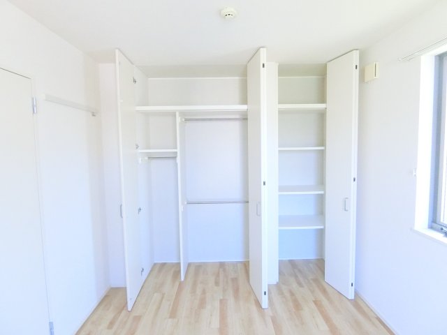 収納　★多機能付きクローゼットです♪