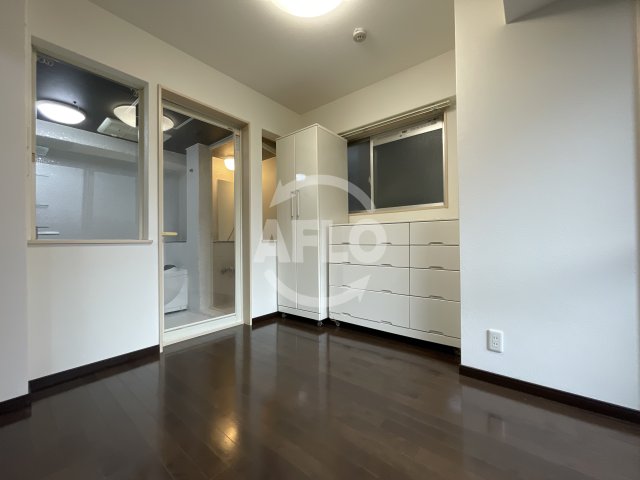 居室・リビング　ゼウス桜川プレミアム　リビング