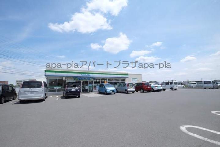 コンビニ　ファミリーマート川越牛子店（コンビニ）まで867m