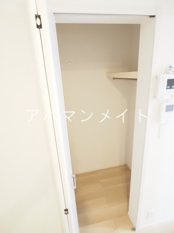 収納　ウォークインクローゼット