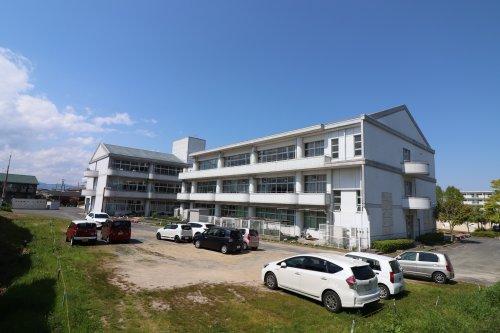 小学校　草津市立南笠東小学校（小学校）まで2108m