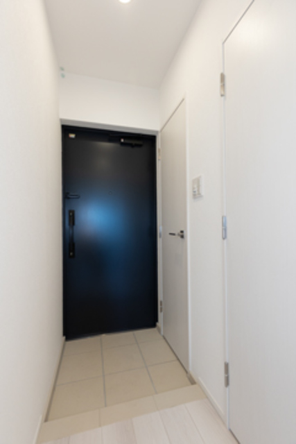 玄関　※写真は同タイプ住戸です。
