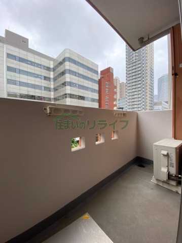 バルコニー　別階層の参考写真になります。