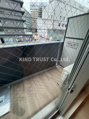 バルコニー　バルコニーがあります