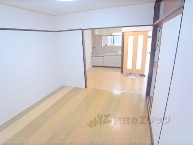 居室・リビング　洋室