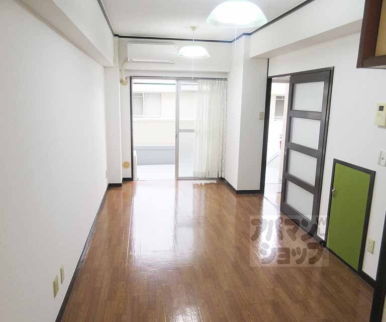 居室・リビング　広々リビング！