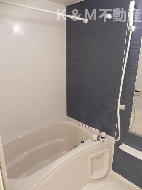 バス・シャワールーム　お風呂で日々の疲れを落としましょう