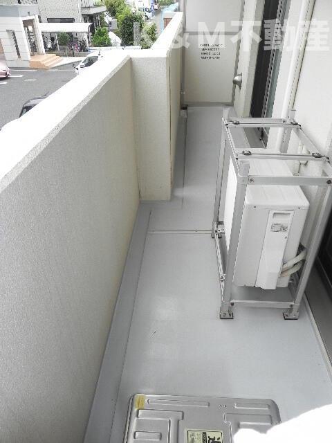バルコニー　広々としたバルコニーです