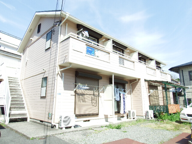 建物外観　金沢文庫駅より平坦　徒歩２０分♪