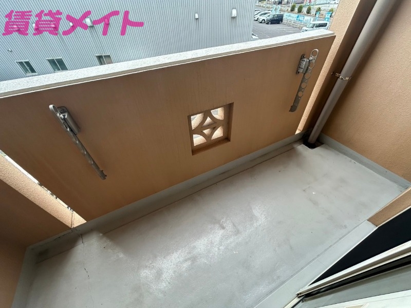 バルコニー　別部屋参考写真です