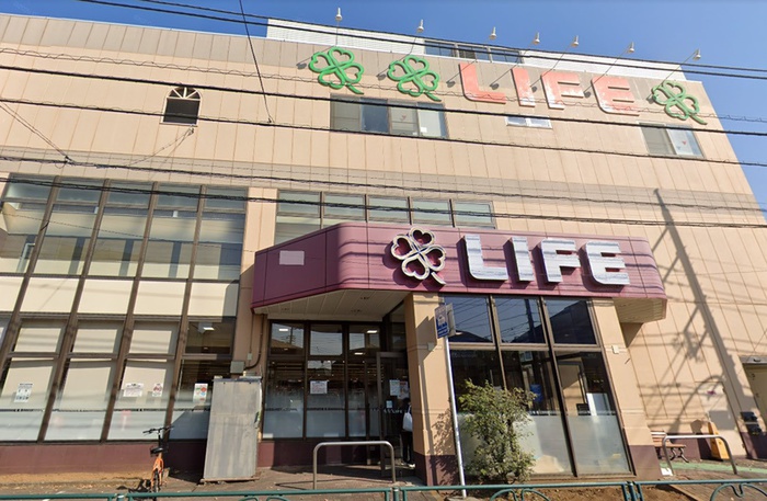 スーパー　ライフ西大泉店（スーパー）まで424m
