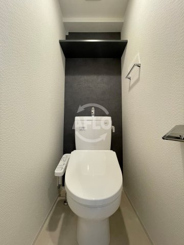 トイレ　S-RESIDENCE堺筋本町Deux　温水洗浄便座