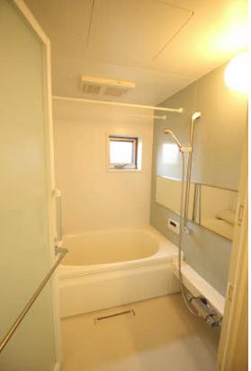 バス・シャワールーム　日々の疲れを癒すお風呂付です