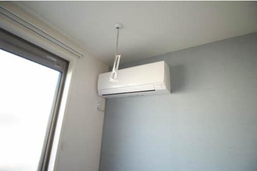 その他設備　エアコン・室内物干し