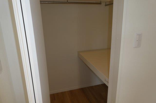 収納　ウォークインクローゼット