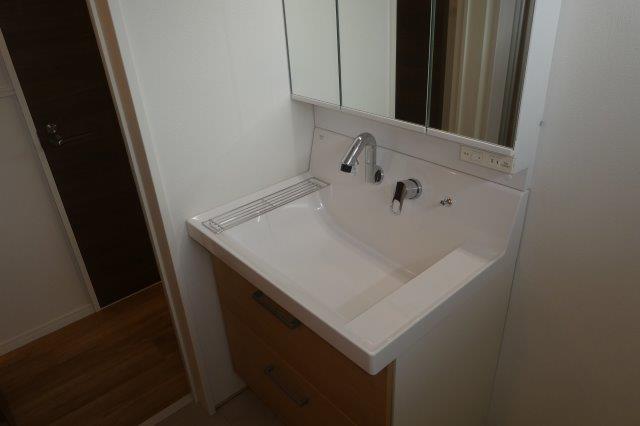 洗面設備　シャンプードレッサー