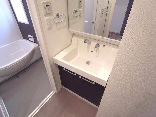 洗面設備　忙しい朝も楽々、シャンプードレッサー。