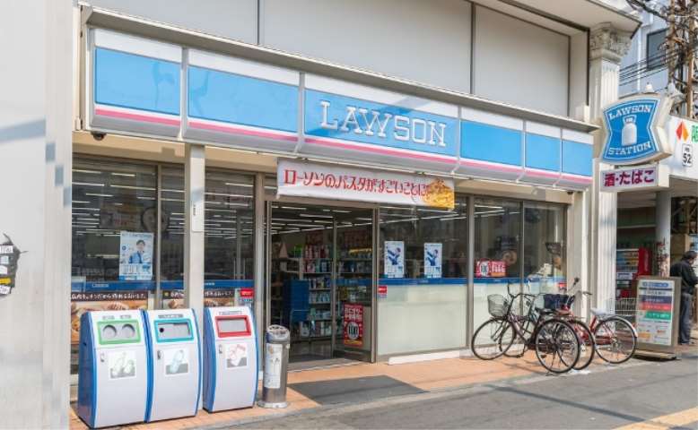 コンビニ　ローソン（コンビニ）まで104m