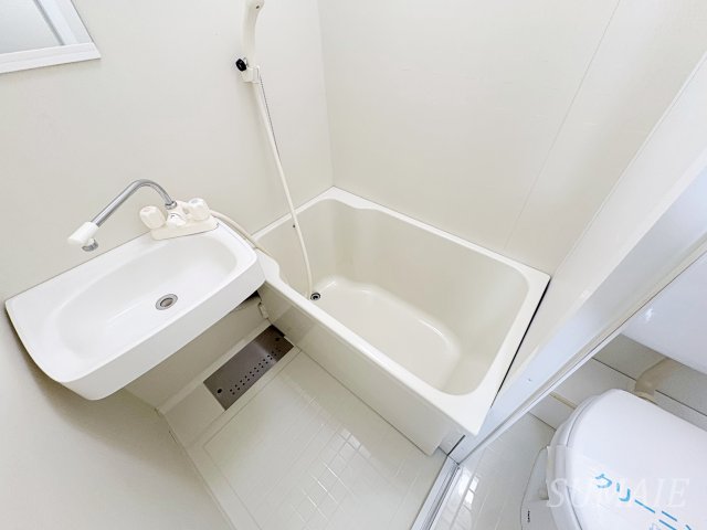 バス・シャワールーム　お風呂で日々の疲れを落としましょう