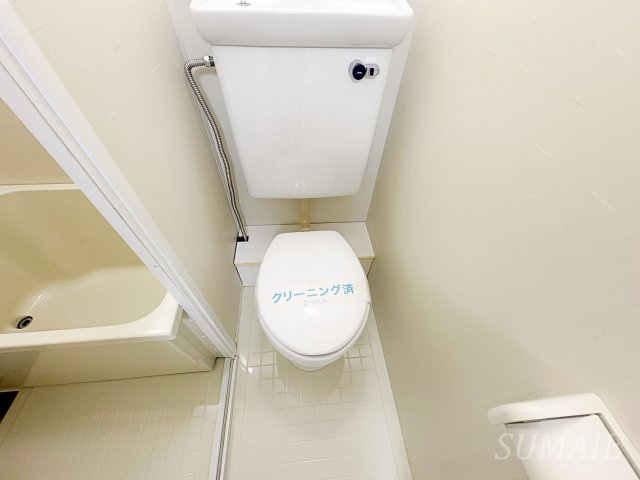 トイレ　トイレもきれいです
