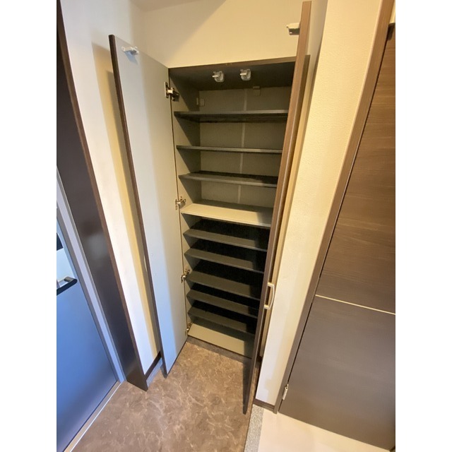 その他設備　シューズボックス