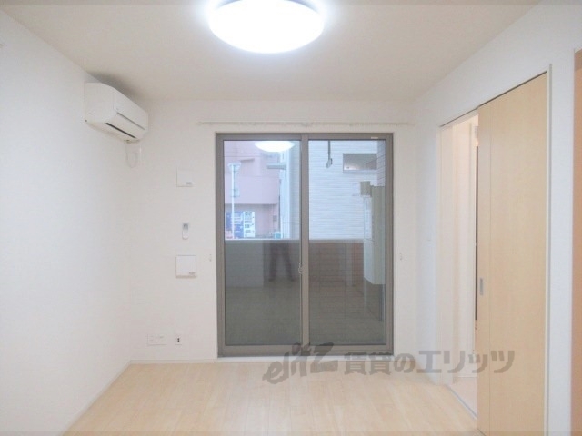 居室・リビング　洋室