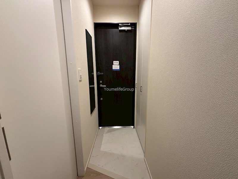 玄関　※同施工会社参考写真※