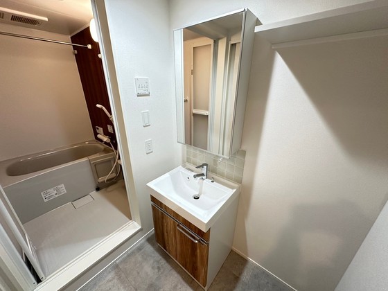 洗面設備　※別部屋の写真です