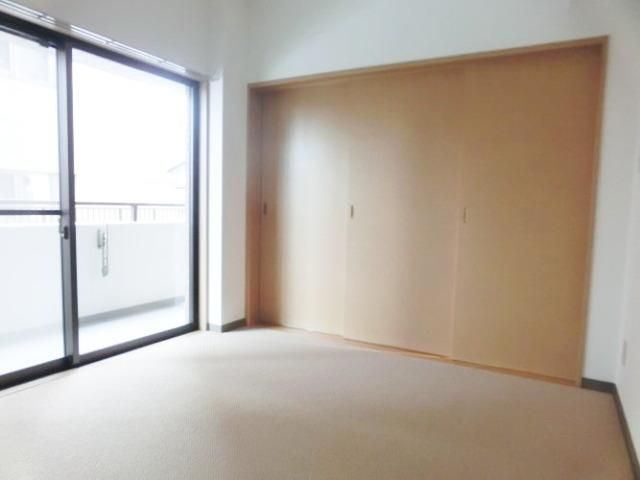 その他部屋・スペース　★約6帖の居室★