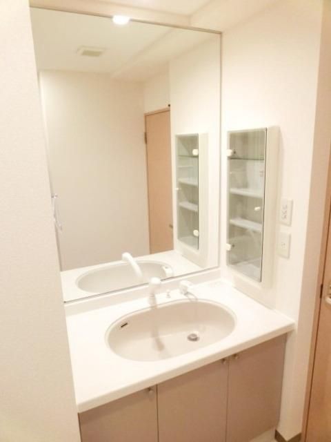 洗面設備　★独立洗面台★