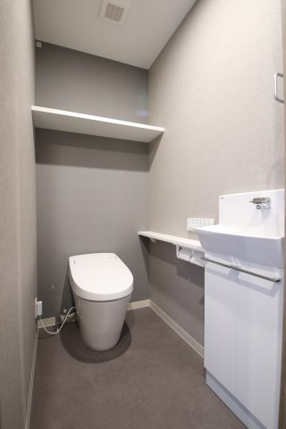 トイレ　類似別物件の写真です