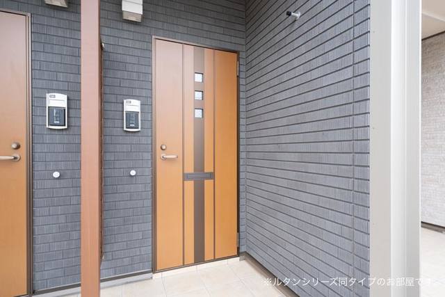 エントランス　エントランス