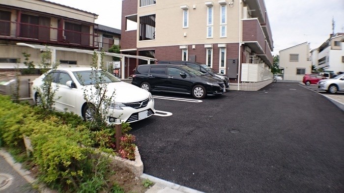 駐車場　空き状況要確認