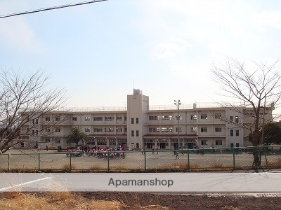 小学校　広見小学校（小学校）まで375m