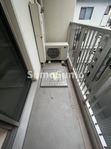 バルコニー　お洗濯にも便利なバルコニー付き