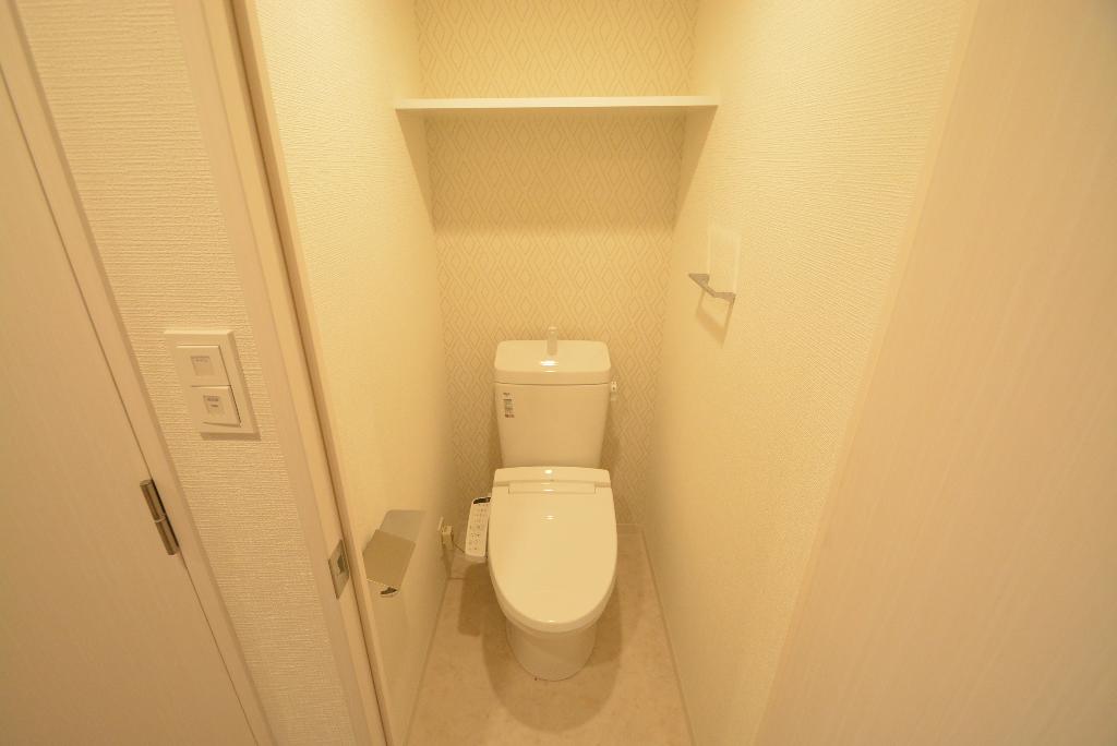 トイレ　シャワー付トイレ