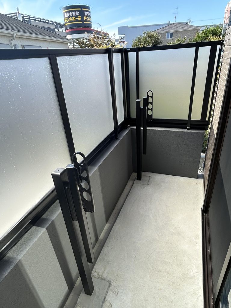 バルコニー　バルコニー