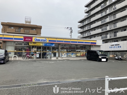 コンビニ　ミニストップ博多諸岡（コンビニ）まで72m