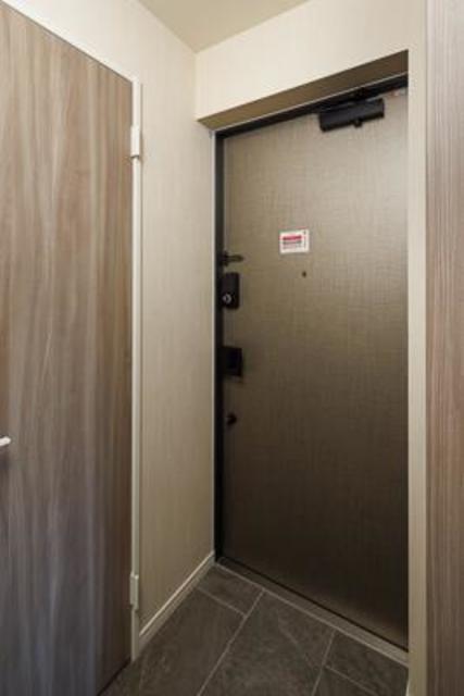 玄関　※写真は同タイプ住戸です。