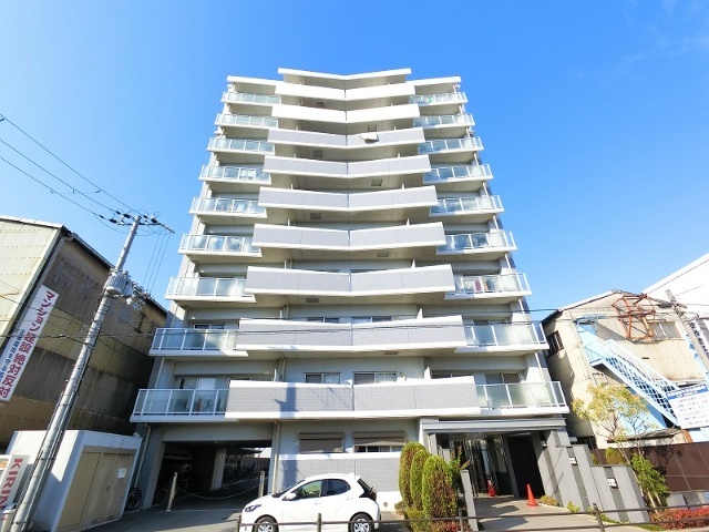 建物外観　２００７年２月築です