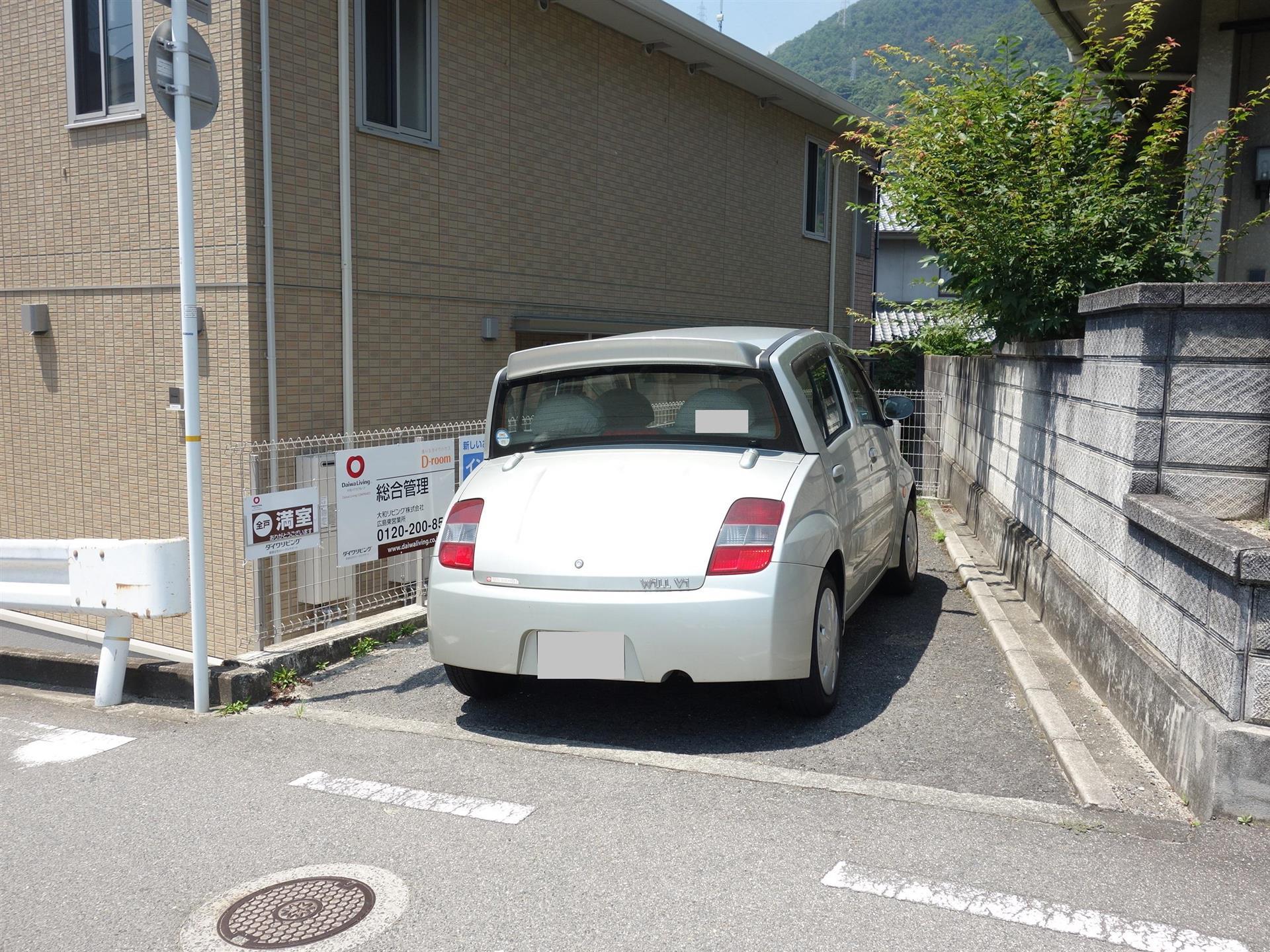 駐車場　敷地内駐車場あり♪