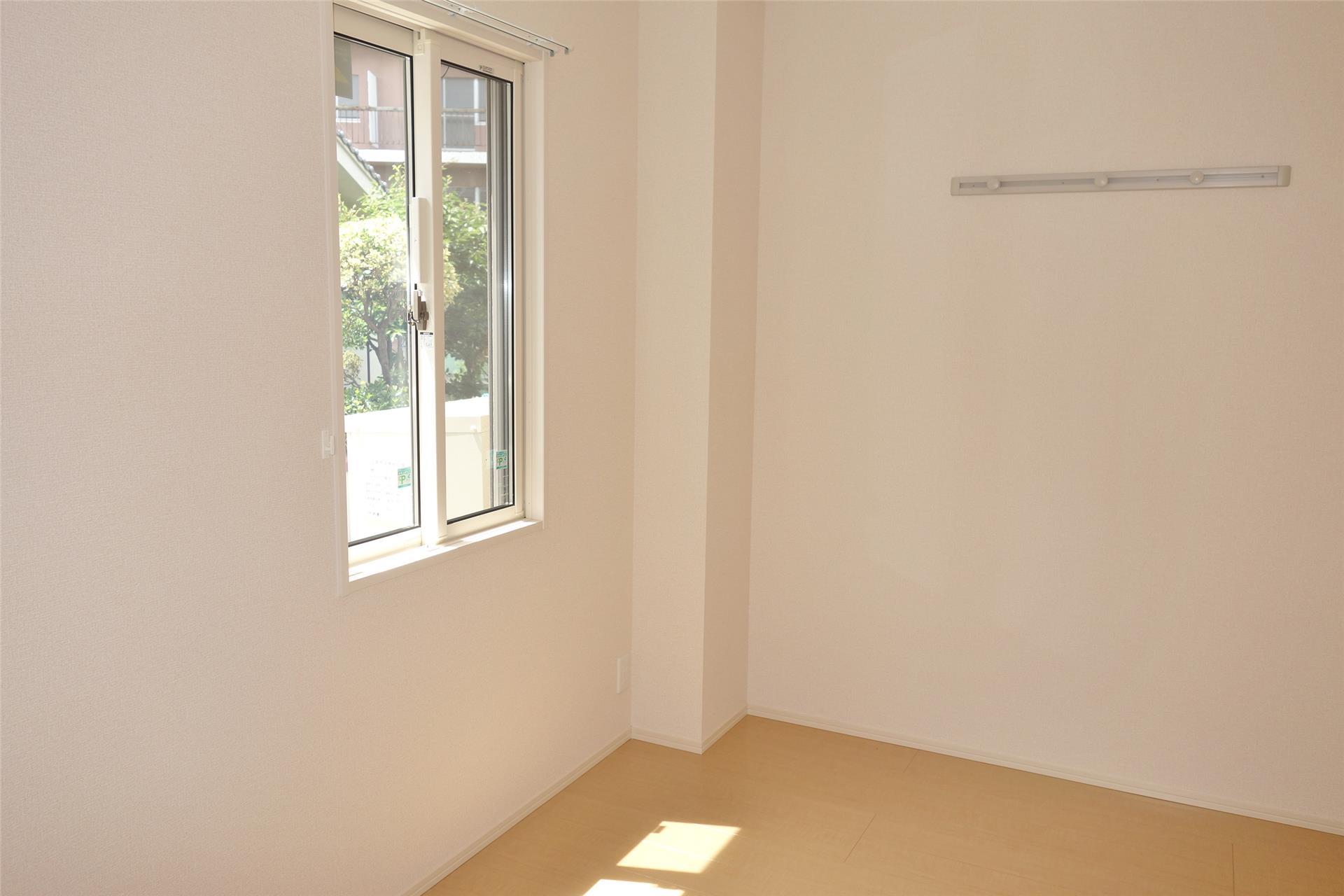 その他部屋・スペース　ウォークインクローゼット付きの洋室3.6帖♪