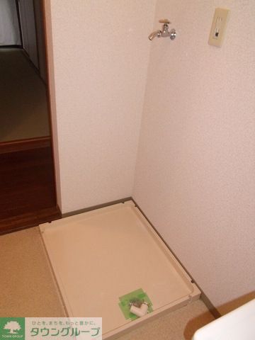 その他　室内洗濯機置場です