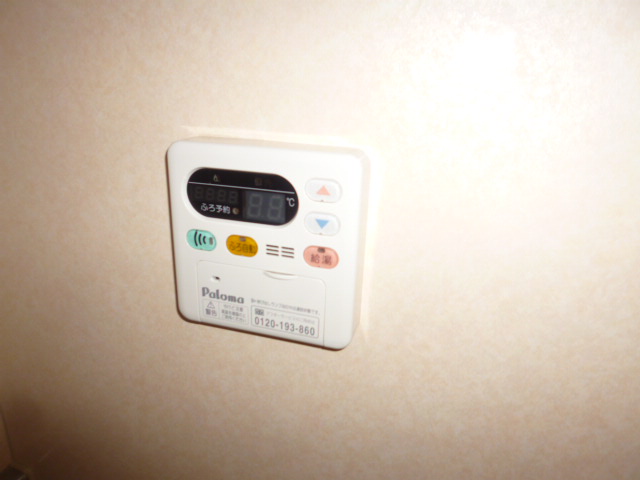 その他設備　給湯リモコン