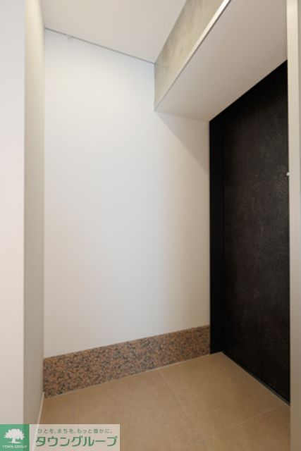 玄関　※写真は同タイプ住戸です。