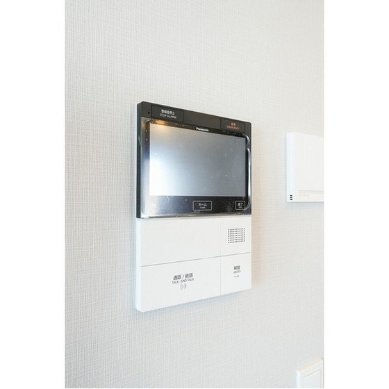 セキュリティ　モニター付きインターホン