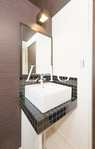 洗面設備　独立洗面台です。