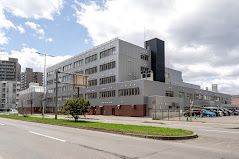 小学校　札幌市立中央小学校（小学校）まで958m